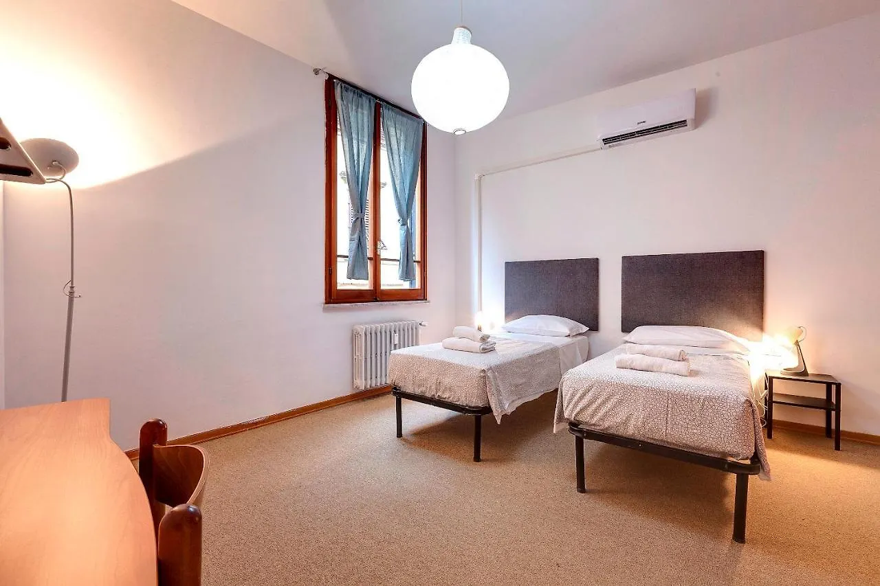 Malenchini 6 Apartment Florence Italy