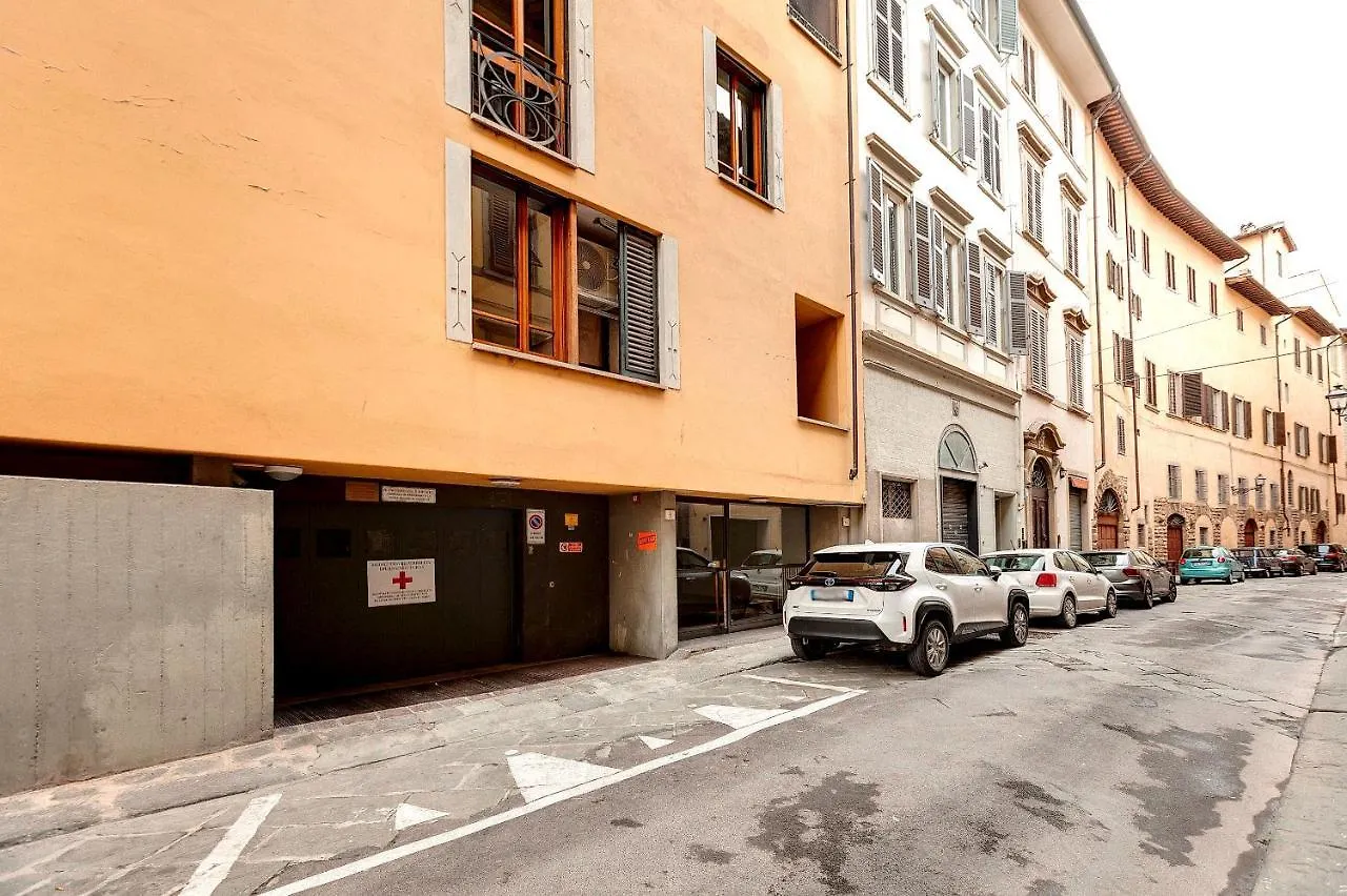 Malenchini 6 Apartment Florence