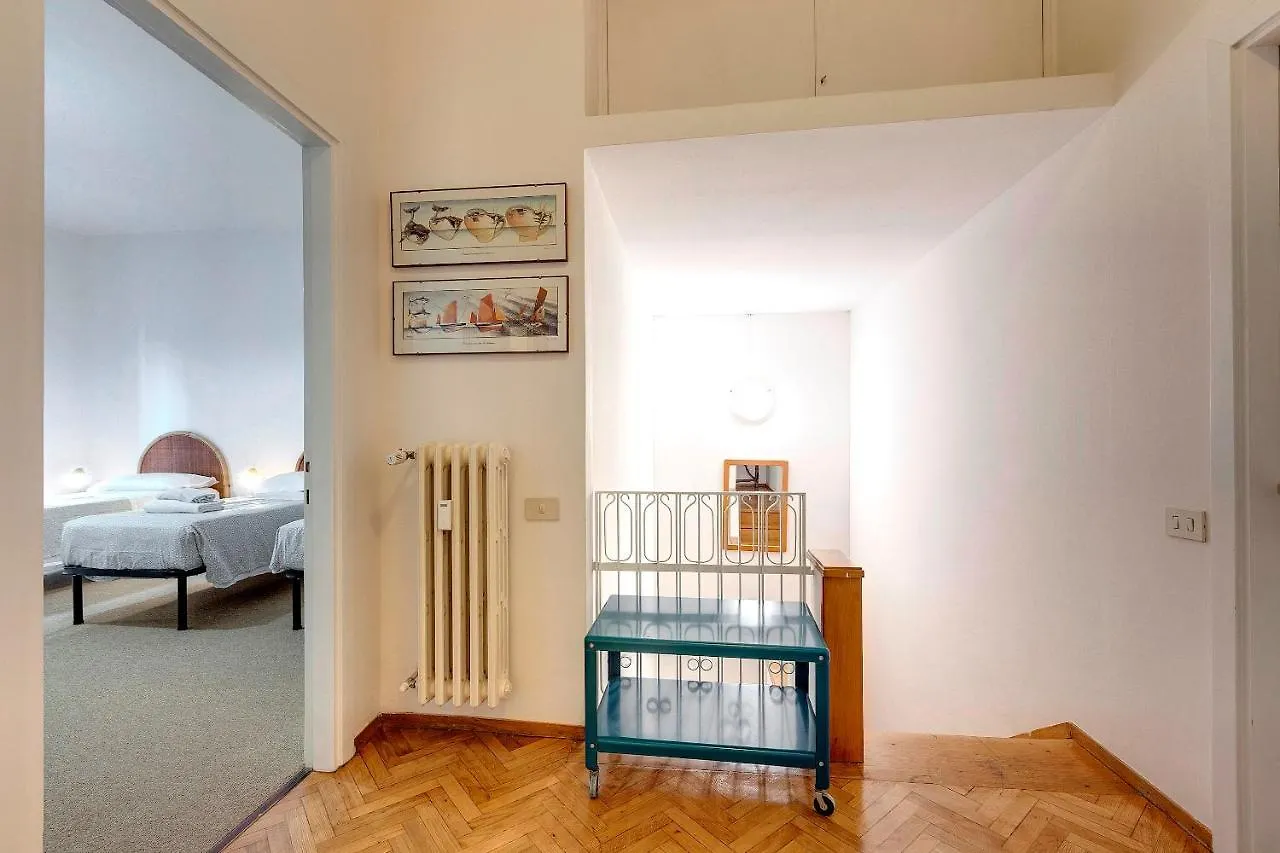 Malenchini 6 Apartment Florence Italy